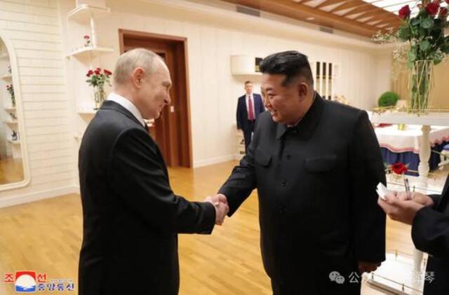 牛弹琴：普京访问朝鲜一箭三雕 俄朝关系获重大突破