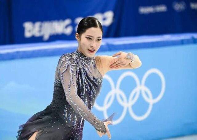 韩国选手刘永在北京冬奥会花样滑冰比赛中。新华社记者马宁摄