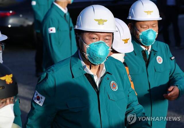 韩媒：韩国京畿道华城市电池工厂火灾22人死亡，尹锡悦紧急赶赴华城现场