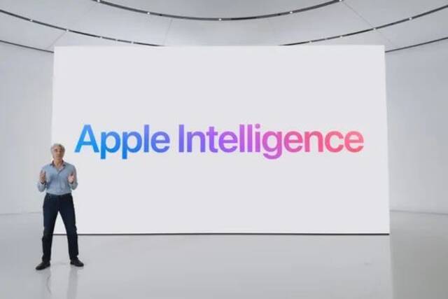 明年1月开测，iOS 18.4上线：古尔曼称全新Siri今年不会推出