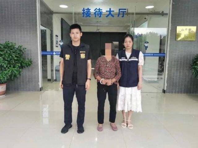 江西一家三口袭警被刑拘，拿水果刀、铁锤追打民警致腿部、手部多处受伤