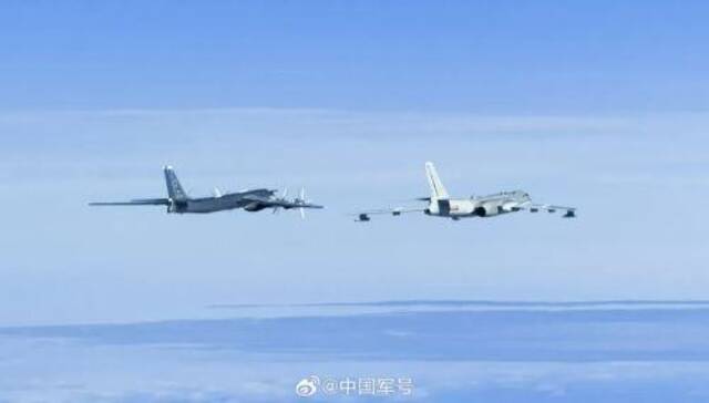 画面曝光！F-35、F-16、F-18伴飞中国轰-6，网友：不知道还以为在护航！