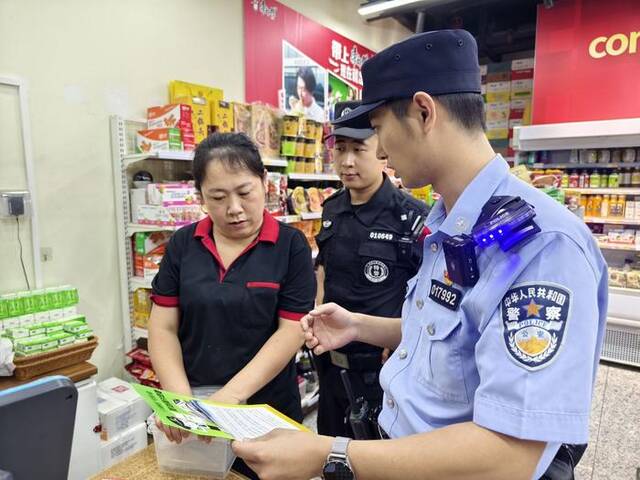 北京铁警开展火车站站区站周治安和交通秩序“平安畅通”专项整治行动