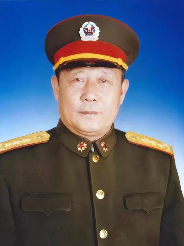 谷善庆同志逝世