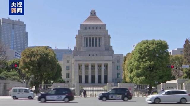 石破茂在日本参议院首相指名选举投票中胜出