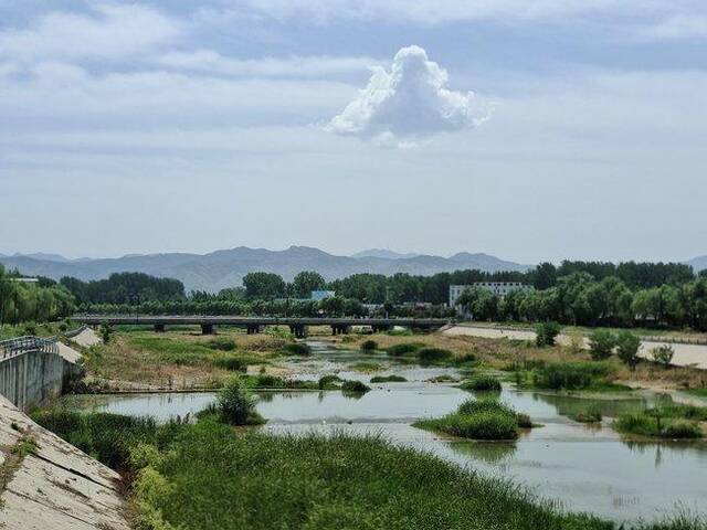 连昌河，在宜阳境内汇入洛河。